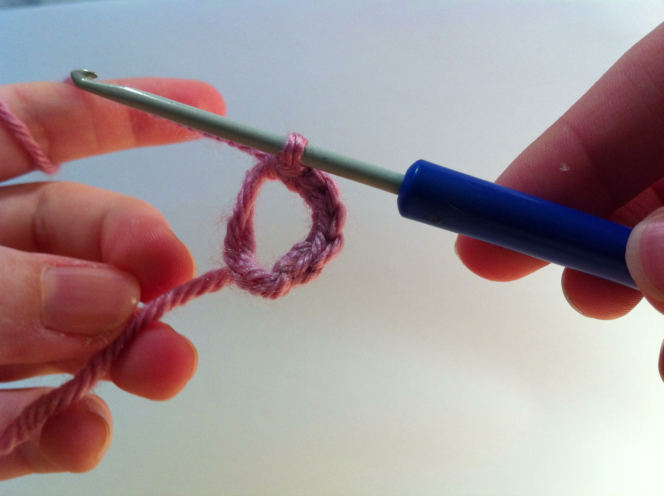 Altijd ik ga akkoord met metgezel What's a magic circle in crochet? A beginners guide - 53stitches