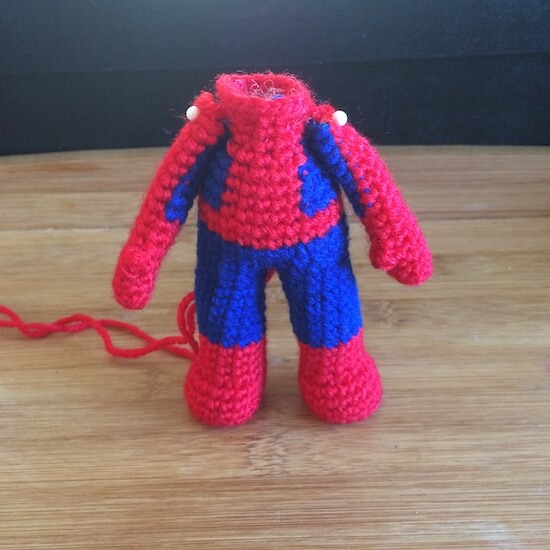 Free Spiderman crochet pattern - 53stitches